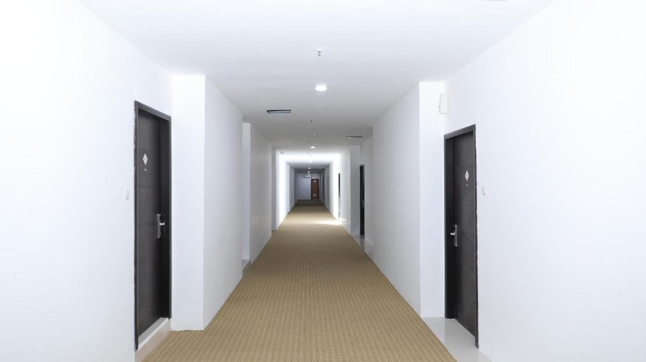 Heavenly Land Family Hotel Палембанг Экстерьер фото